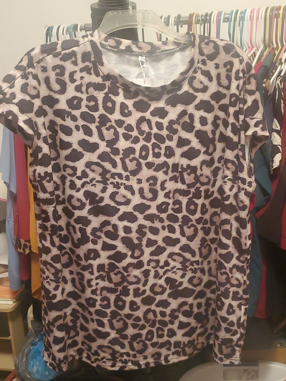 Women's Taupe Leopard Print Short Sleeve Tee